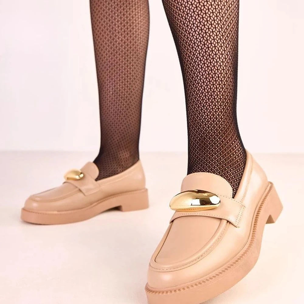 Mocassin Solea with Gold Ornament - Beige