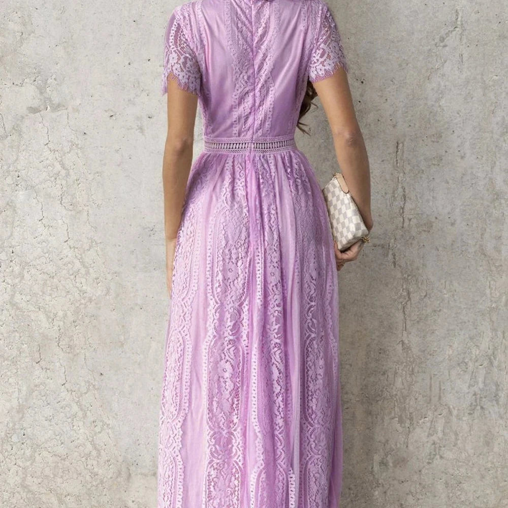 Scalloped Lace V-Neck Maxi Dress