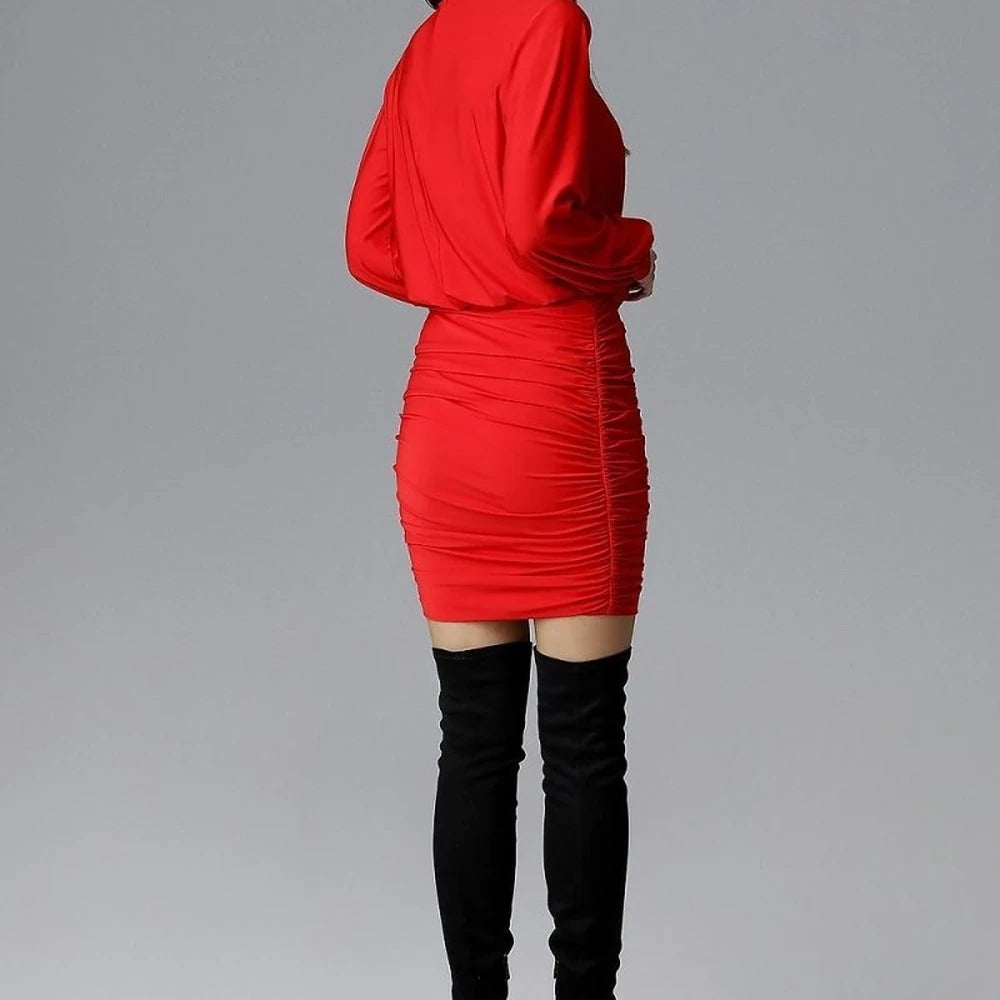 Elegant Cocktail Dress with Wide Sleeves