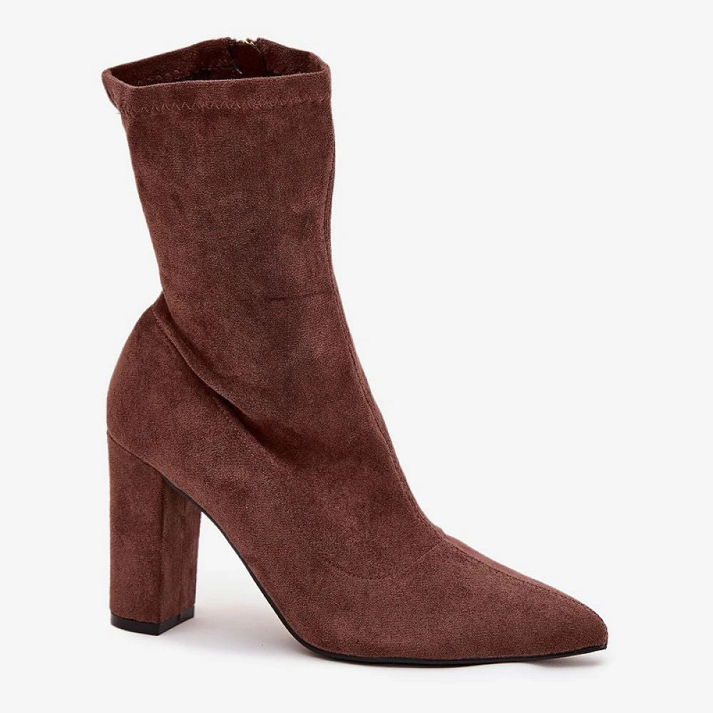 Heel boots Step in style