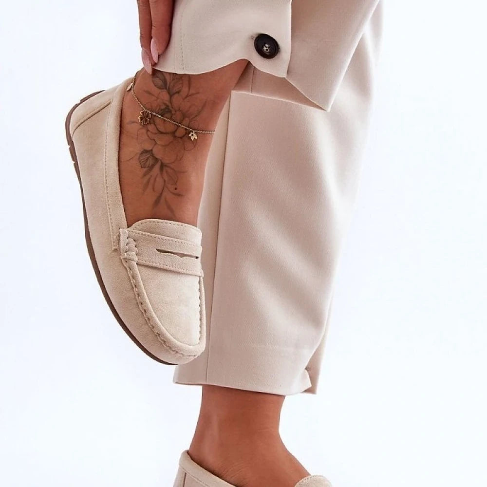 Mocassin Step in style
