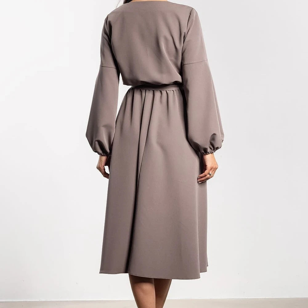 Loose Cut Midi Dress with Belt