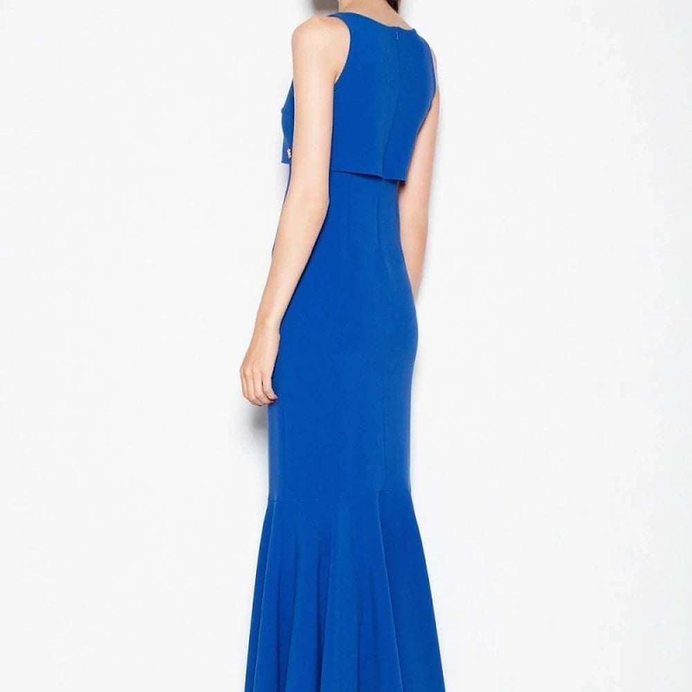 Long Dress Venaton with Wide Hem