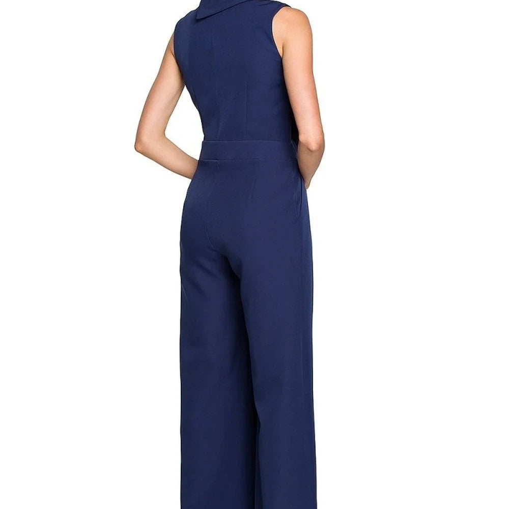 Elegant Wide-Leg Jumpsuit with Collar Detail