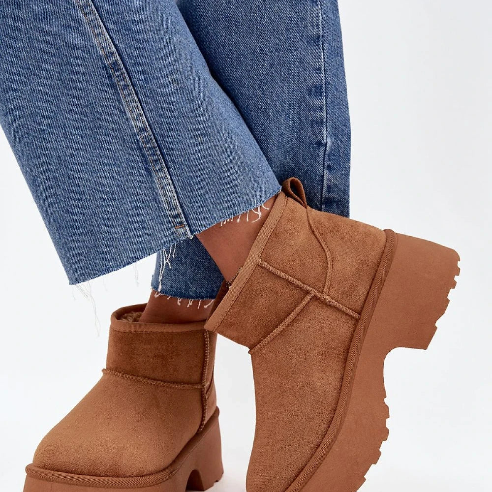 Snow boots Step in style