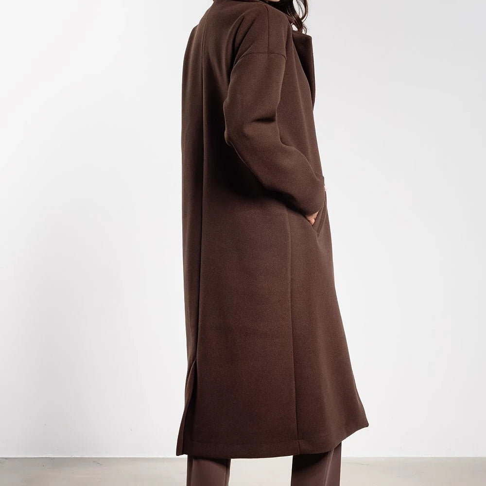 Coat awama