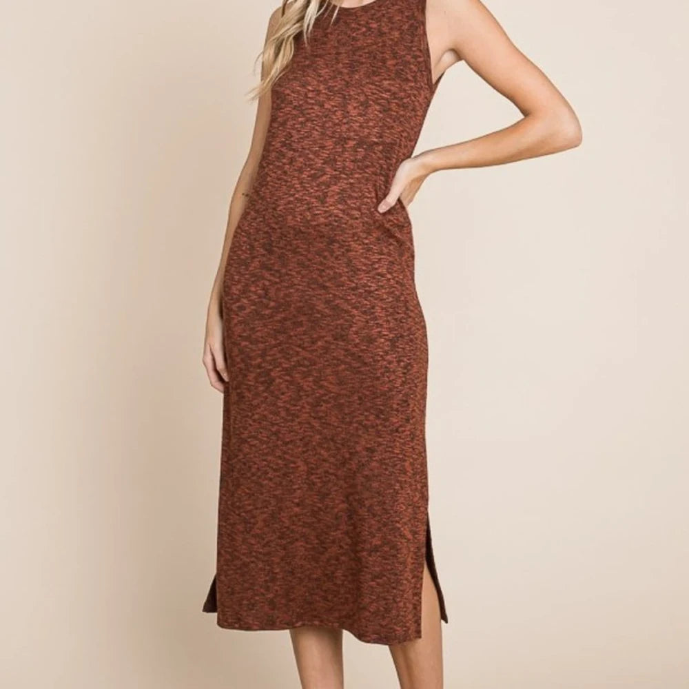 Rust Midi Dress with Round Neck and Slit