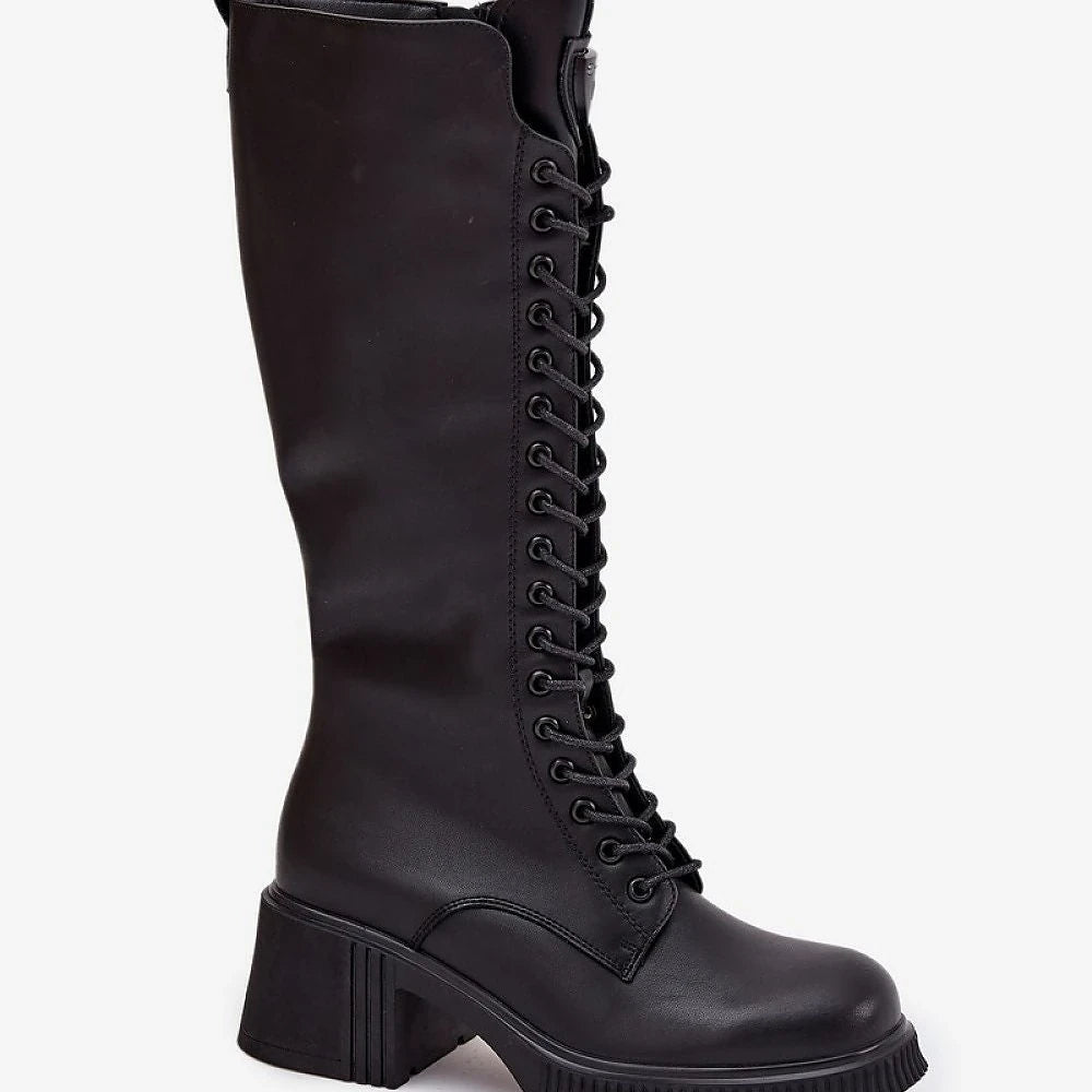 Heel boots Step in style