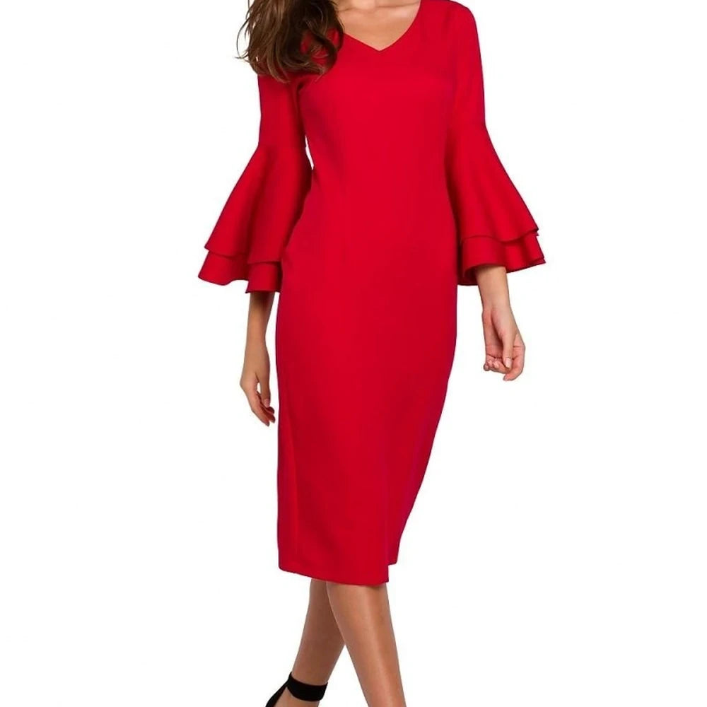 Elegant Cocktail Dress with Flowing Sleeves