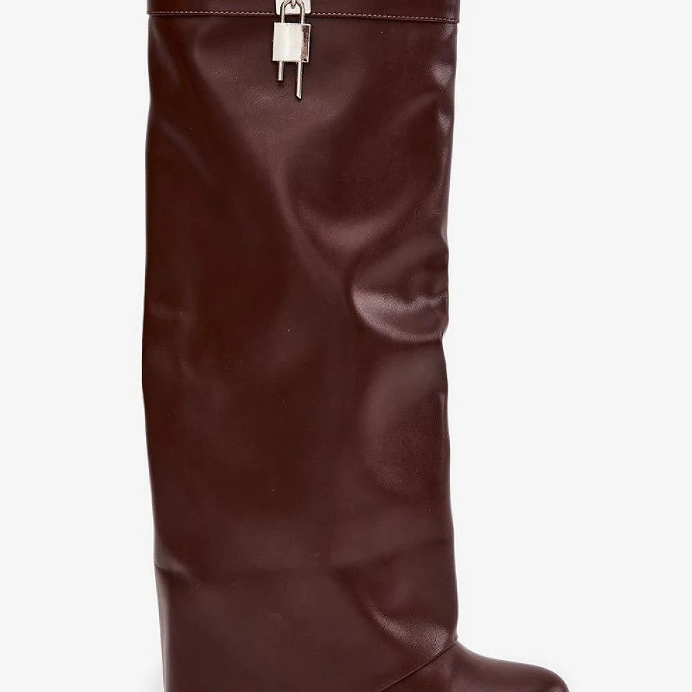Buskin boots Step in style