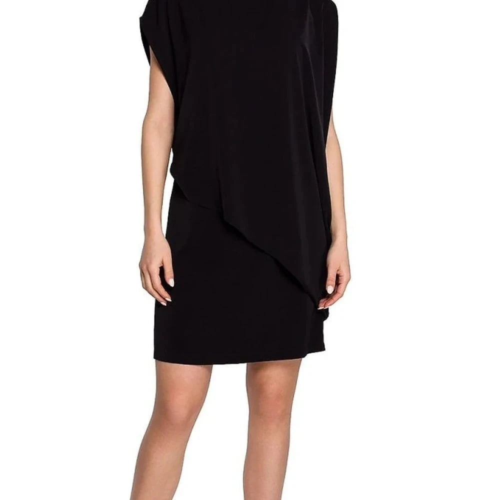 Daydress with Layered Asymmetrical Cut