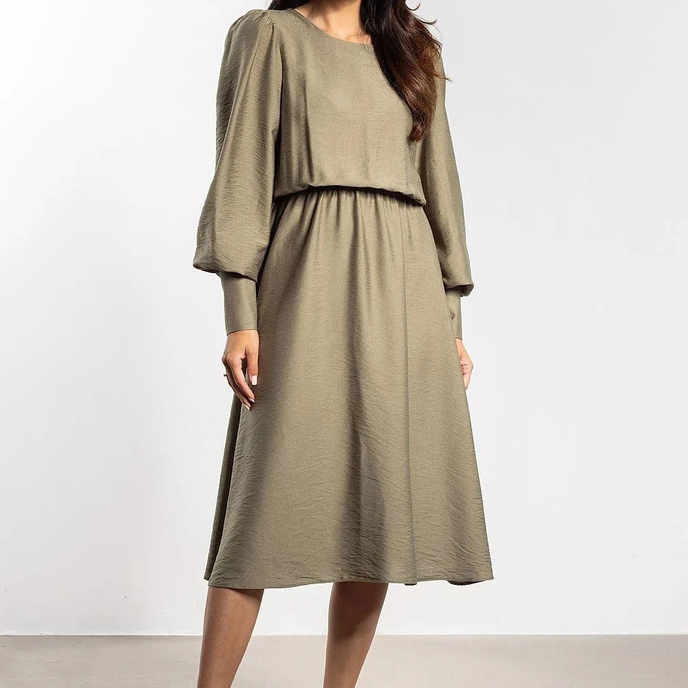 Midi Dress with Elastic Waist and Long Sleeves