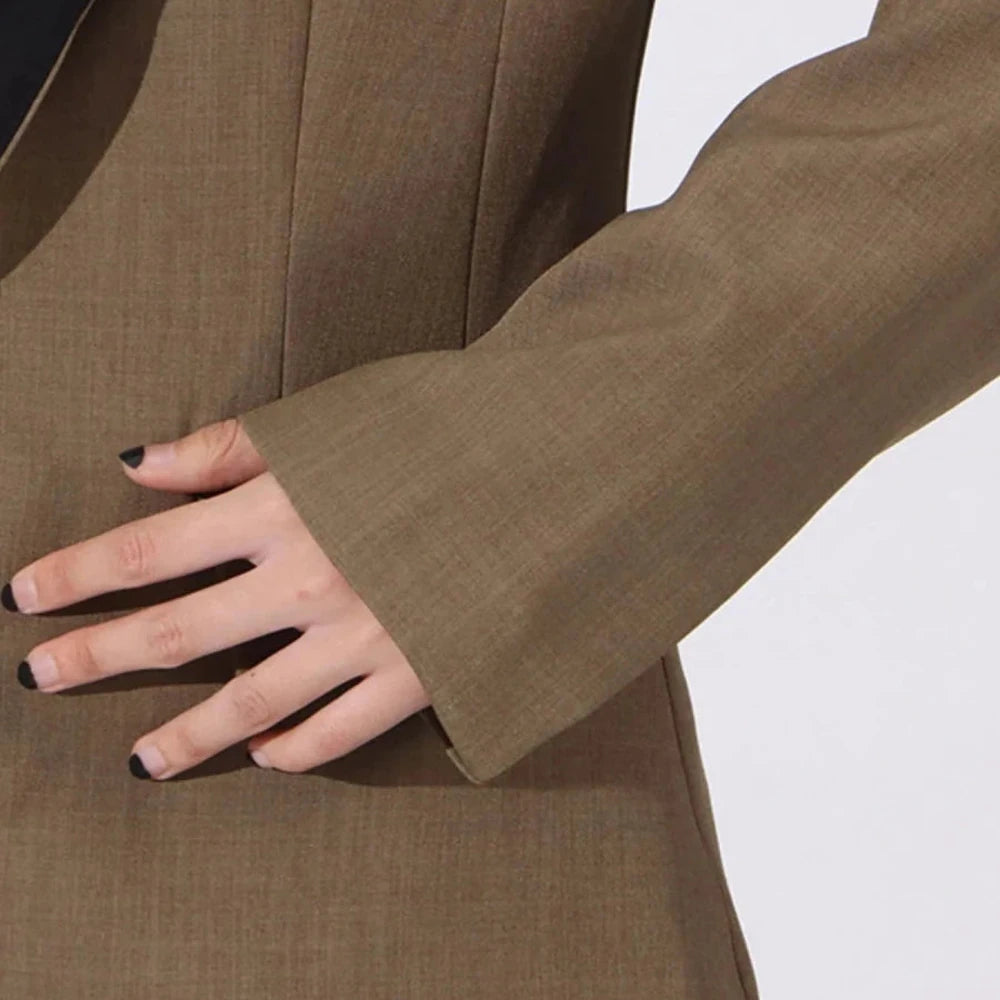 Contrast Lapel Collar Long Sleeve Blazer