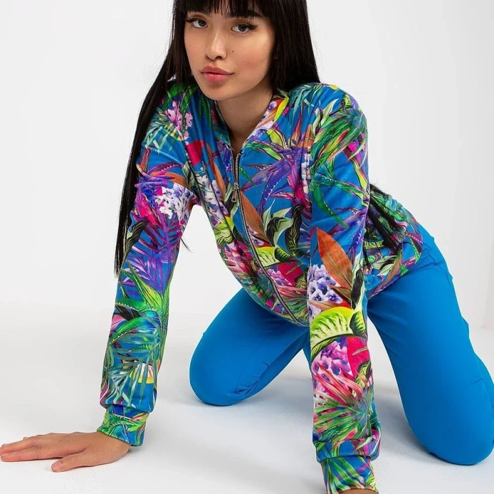 Women's Zippered Sweatshirt with Pockets