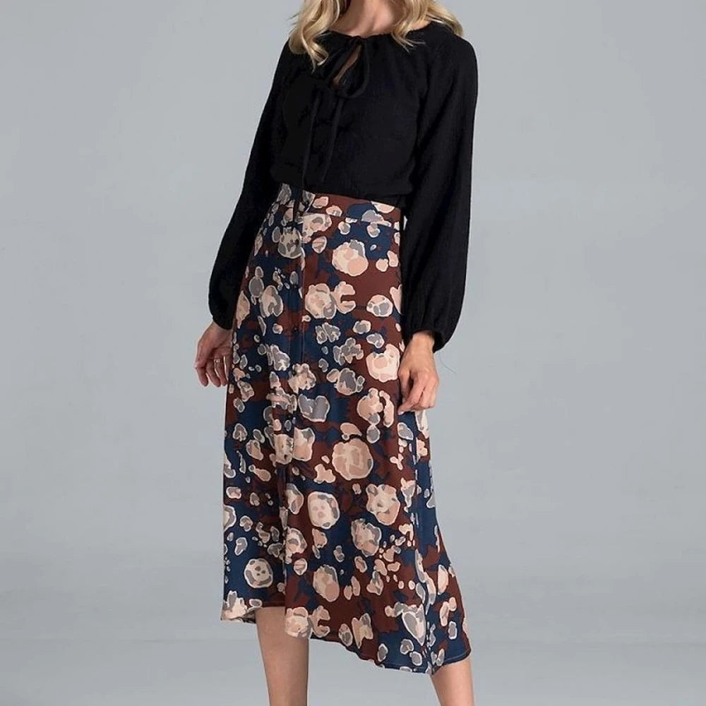 Cotton Blouse with Half-Round Neckline