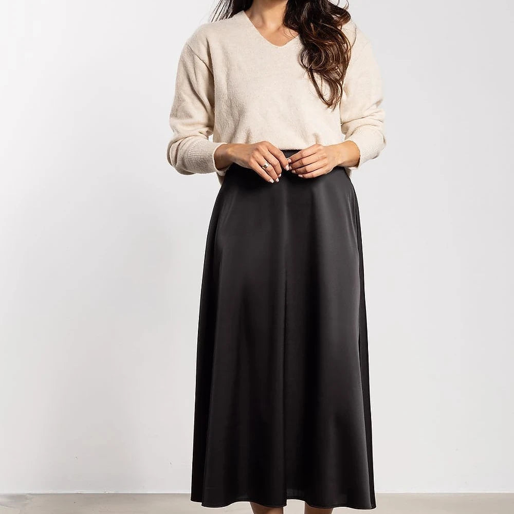 Skirt awama