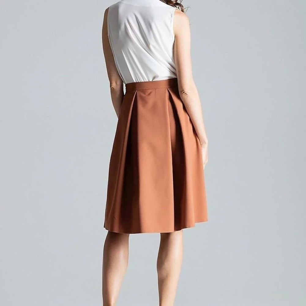 Contrast Pleated Midi Skirt with Asymmetric Slit