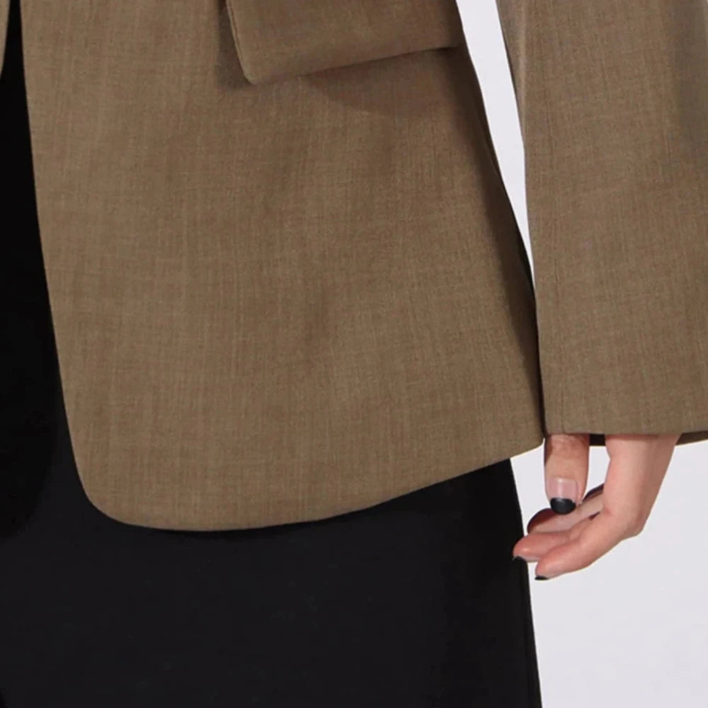 Contrast Lapel Collar Long Sleeve Blazer