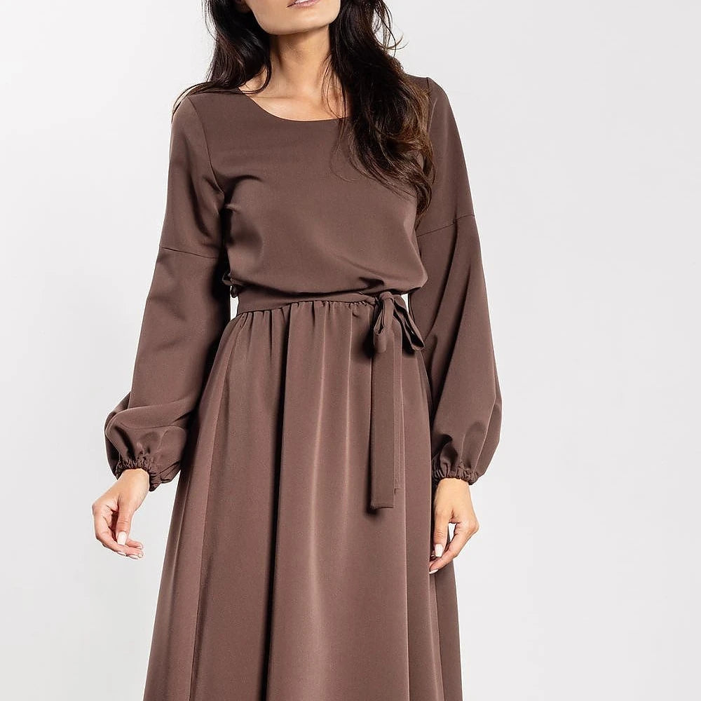 Loose Cut Midi Dress with Belt