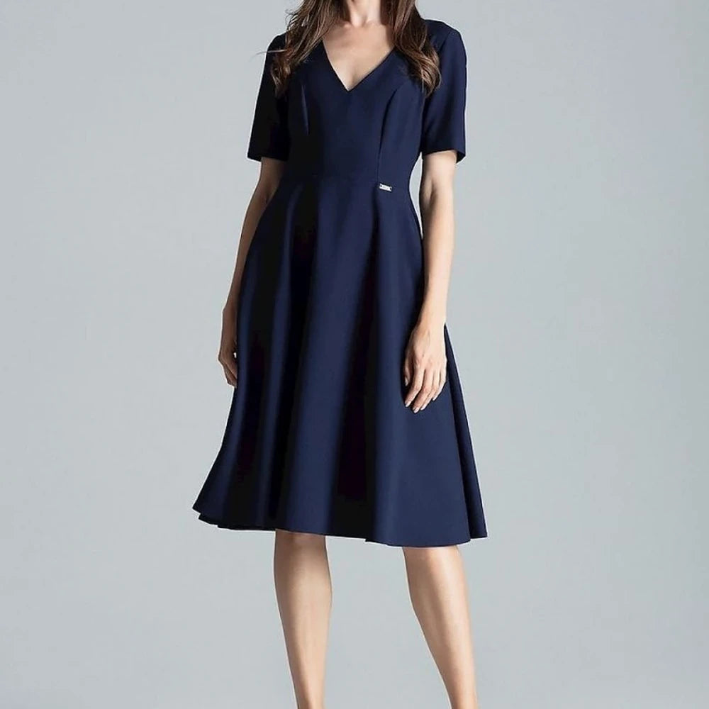 Red Sweetheart Neckline Midi Dress