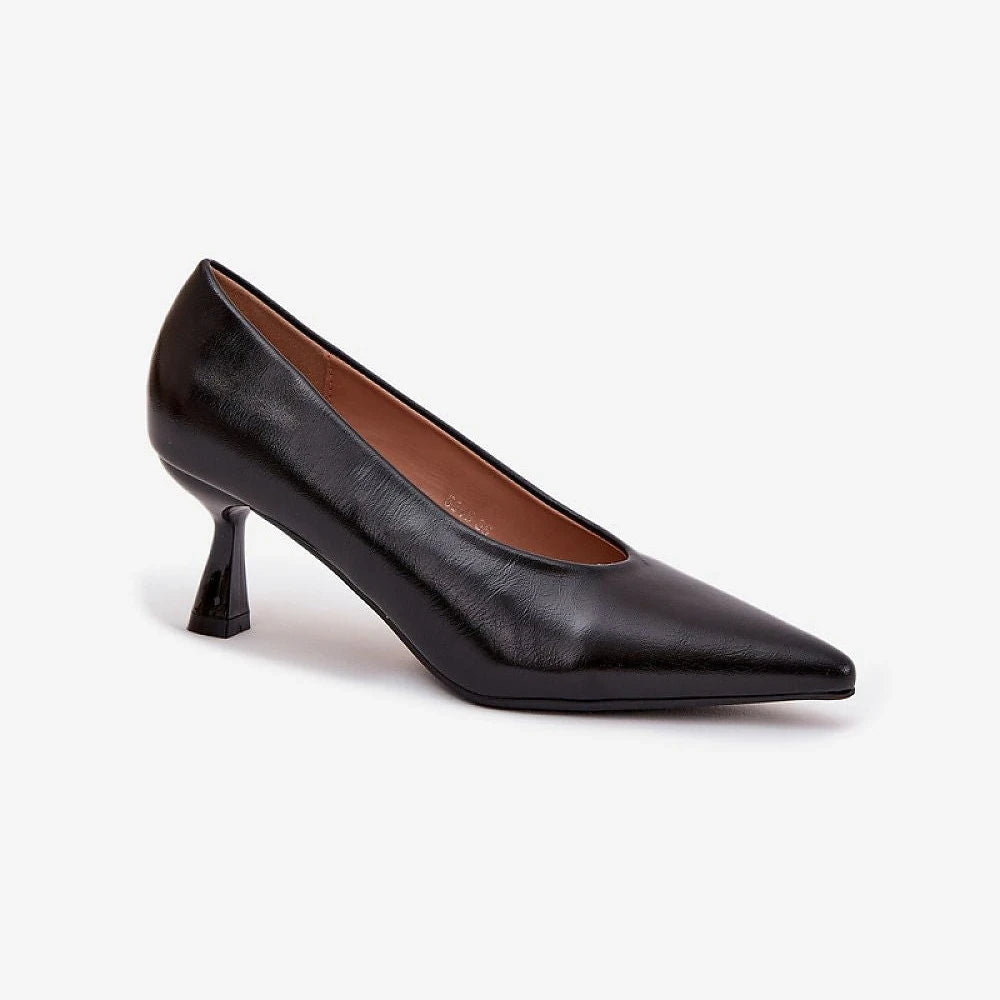 Heel pumps Step in style