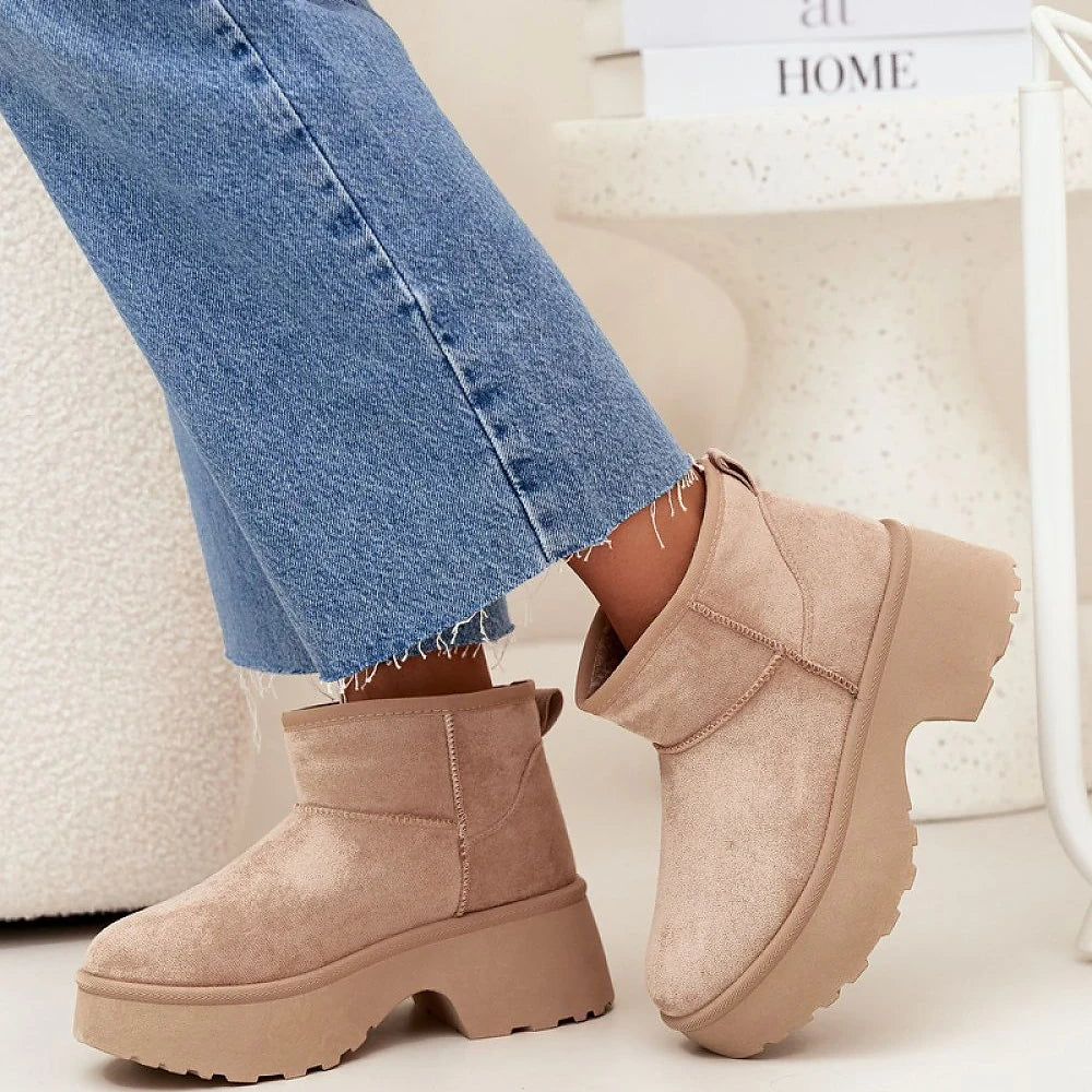 Snow boots Step in style