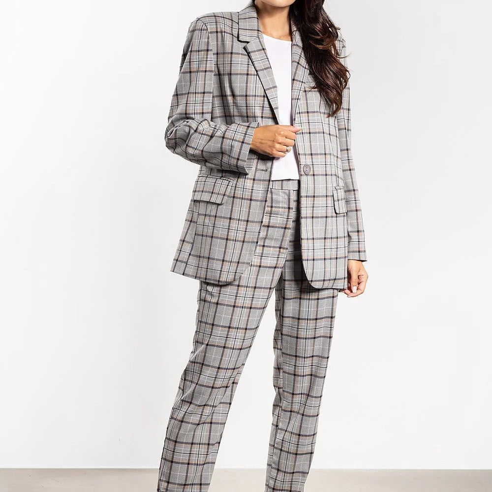 Jacket awama