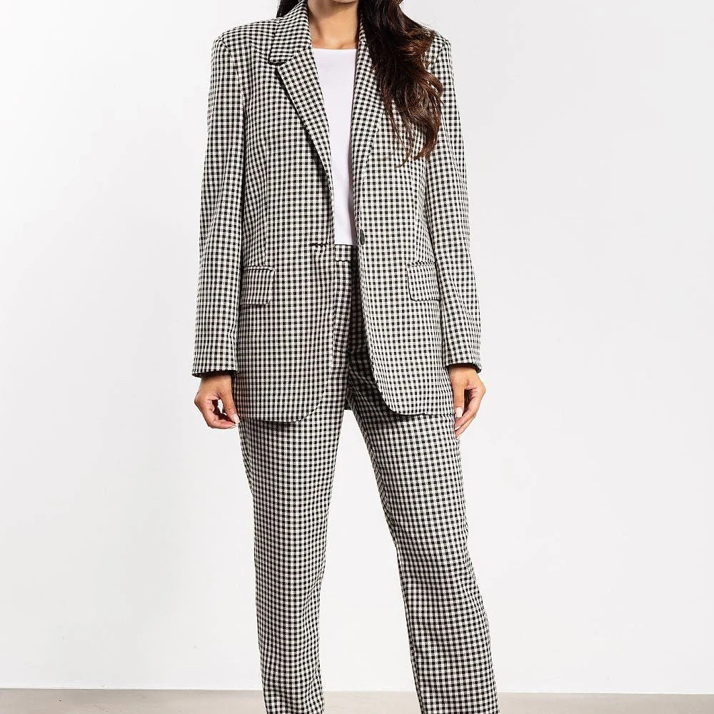 Jacket awama