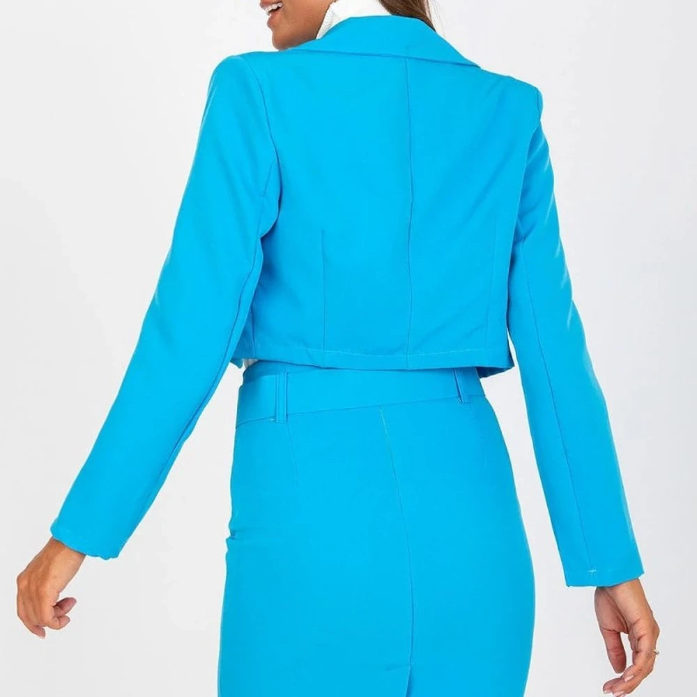 Short Jacket with Wide Lapels
