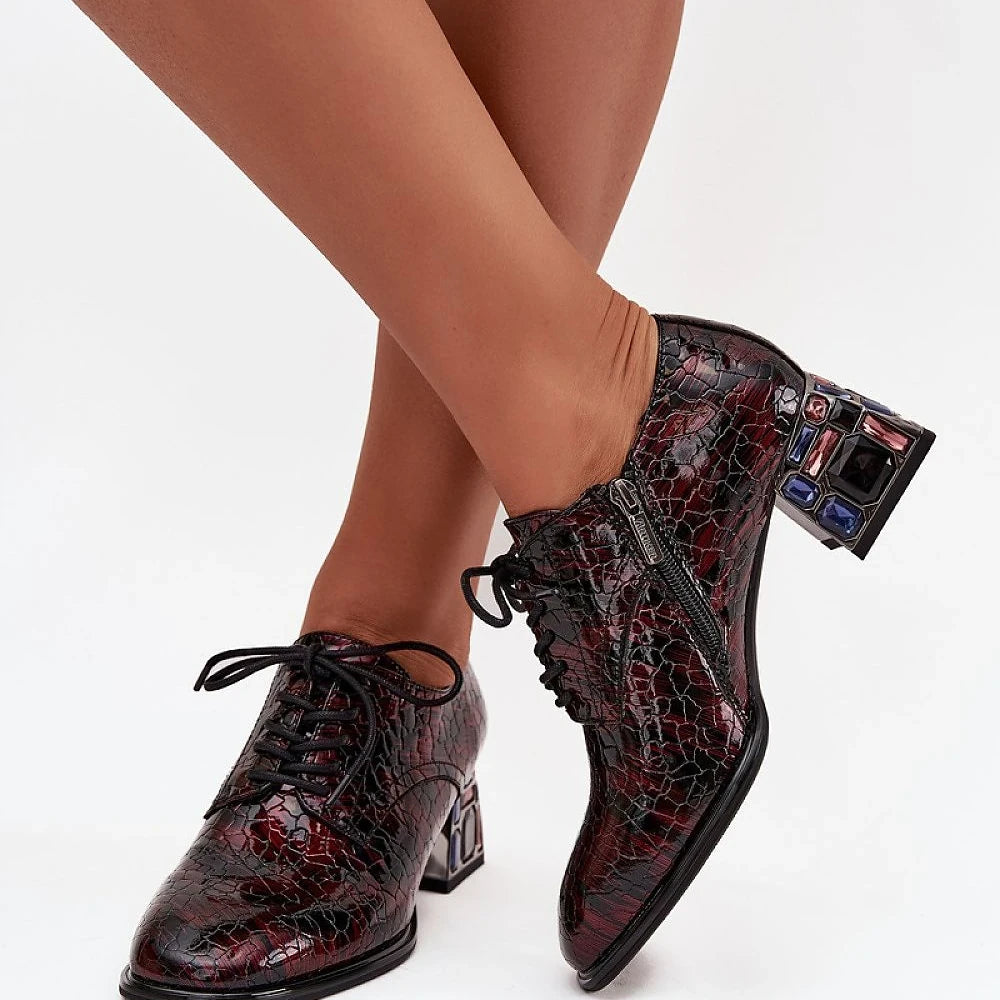 Heeled low shoes Step in style