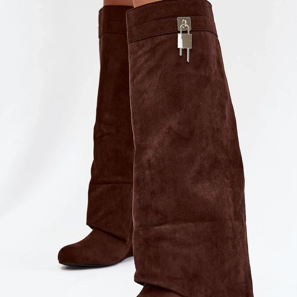 Buskin boots Step in style
