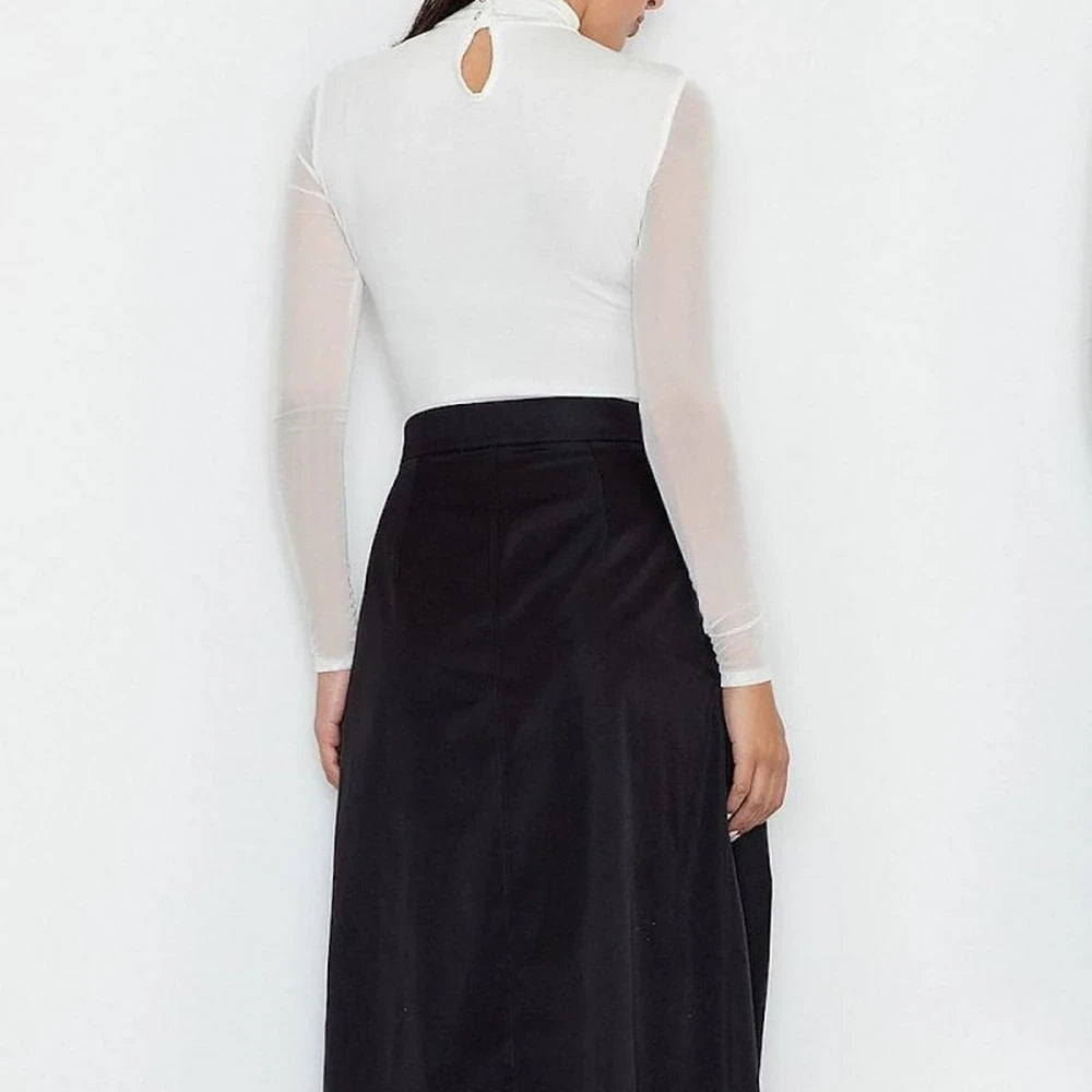 Long Skirt with Waist Fastening and Buttons