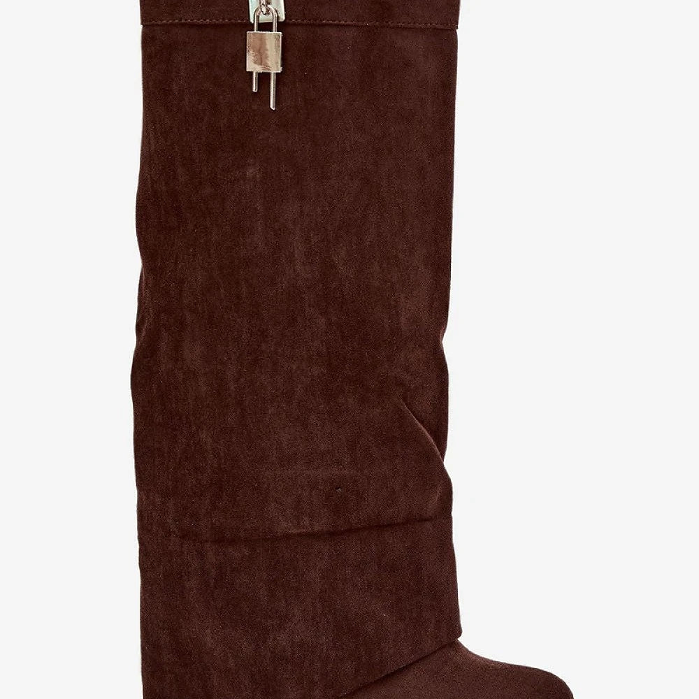 Buskin boots Step in style