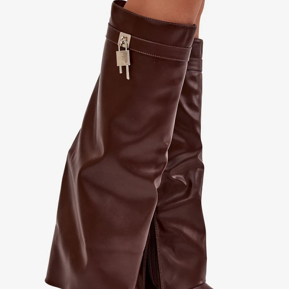 Buskin boots Step in style