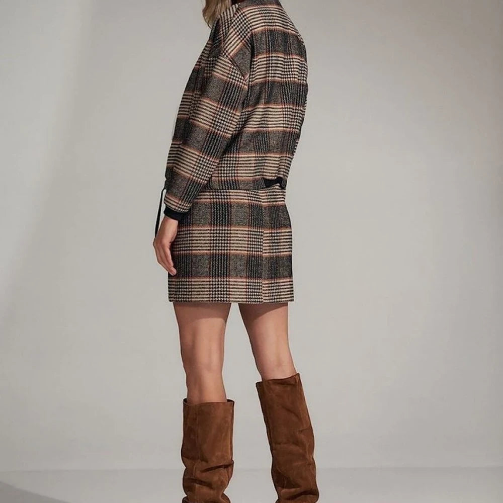 Checkered Trapeze Mini Skirt with Darts