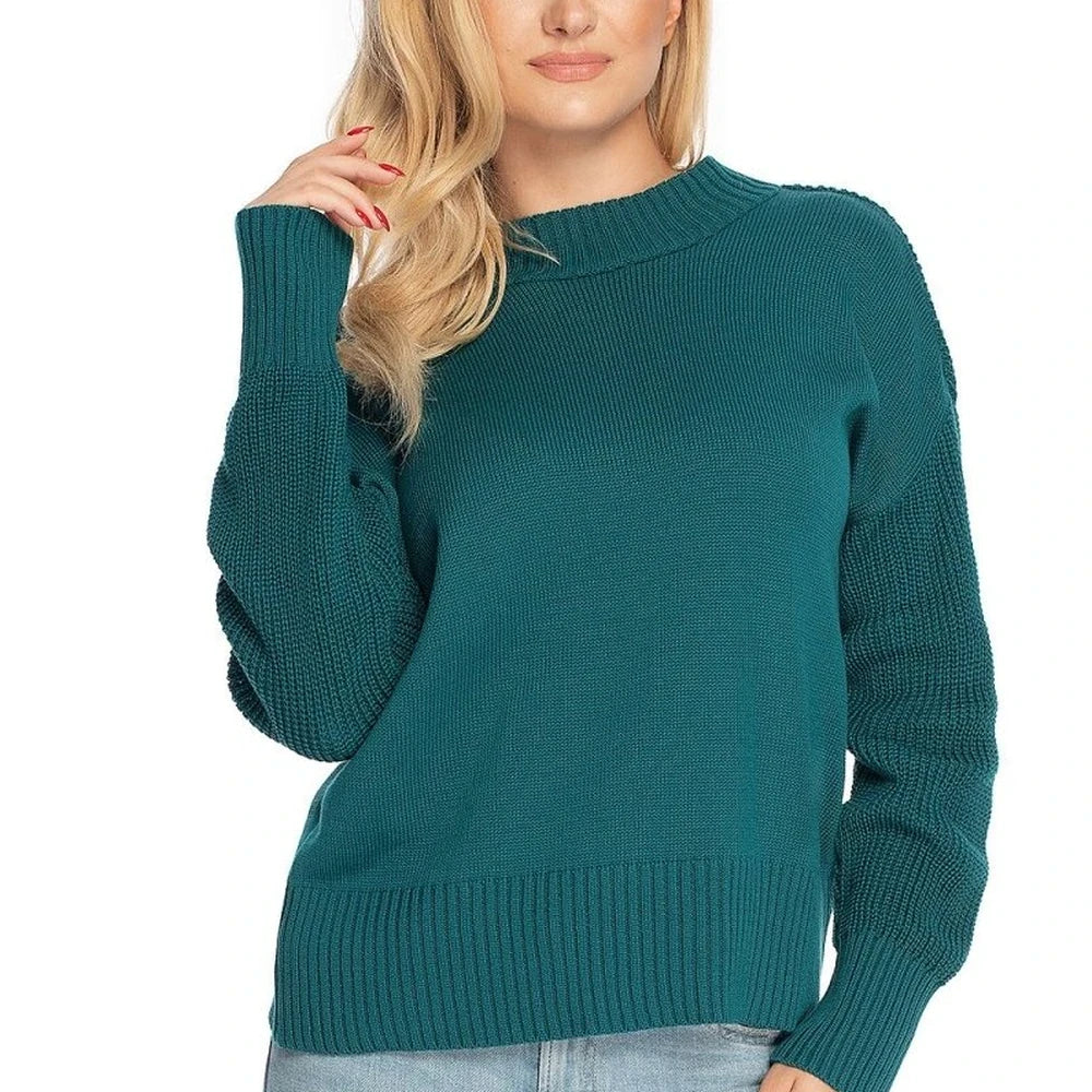 Collar Sweater with Long Sleeves