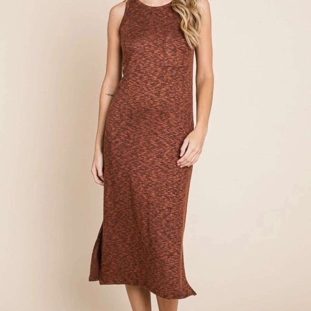 Rust Midi Dress with Round Neck and Slit