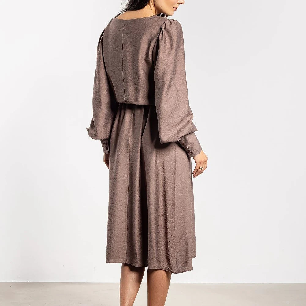 Midi Dress with Elastic Waist and Long Sleeves