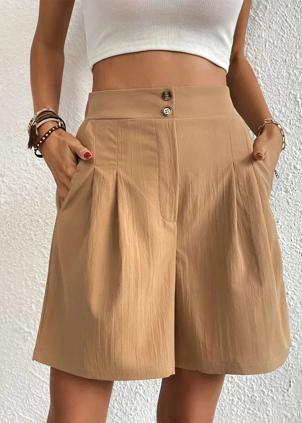 Pocketed Drawstring Waist Shorts
