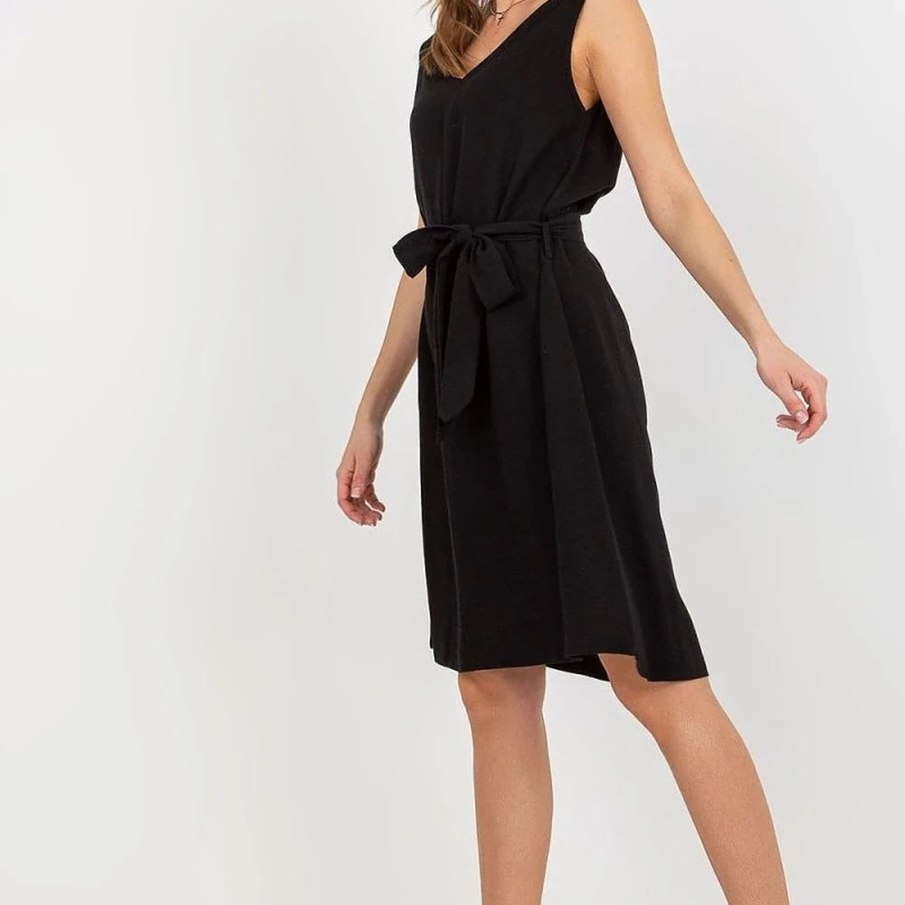 Beige V-Neck Sleeveless Summer Dress