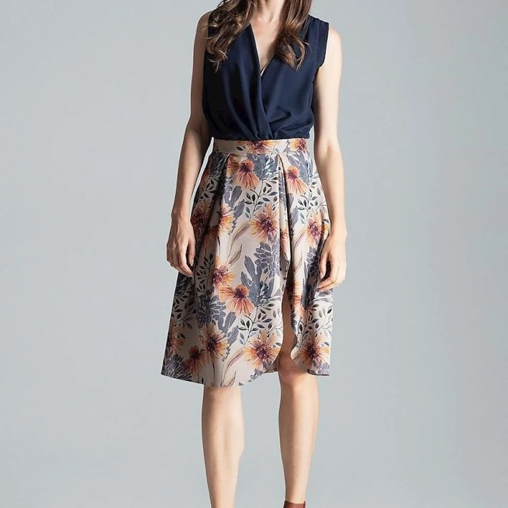 Contrast Pleated Midi Skirt with Asymmetric Slit