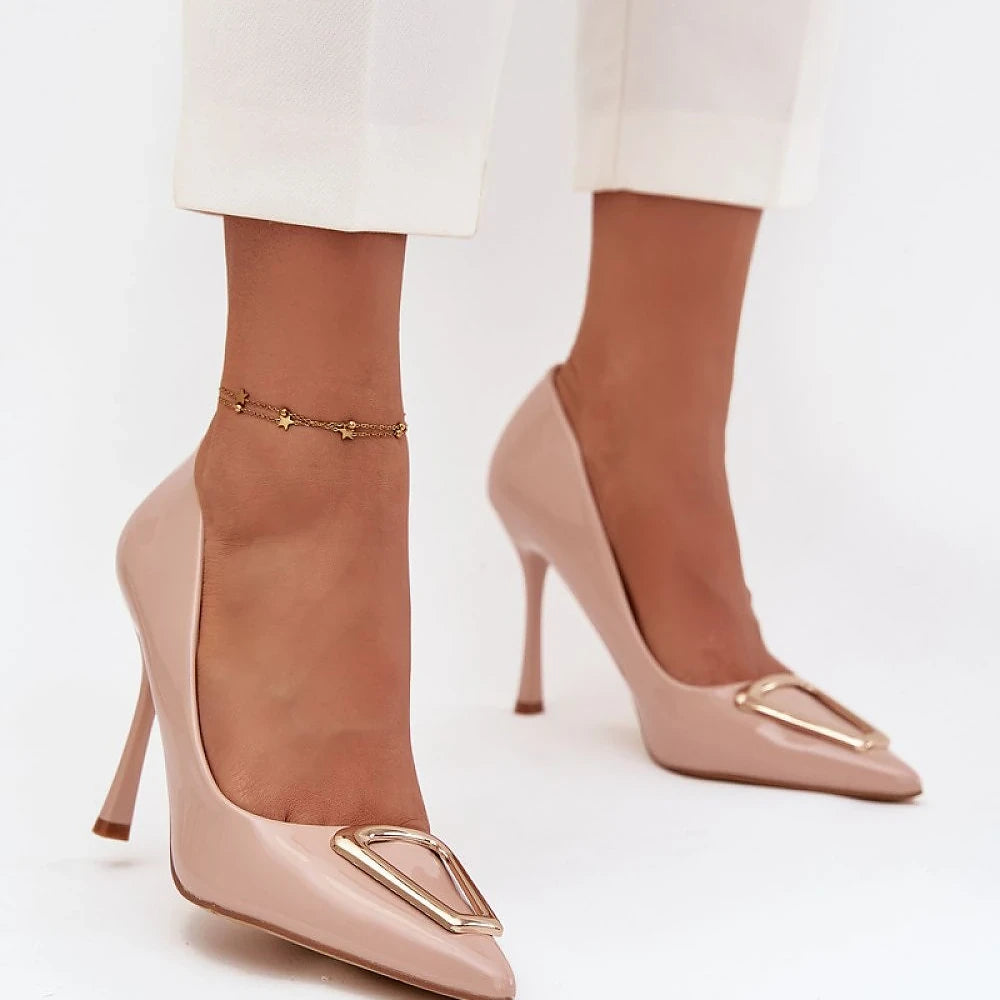 High heels Step in style