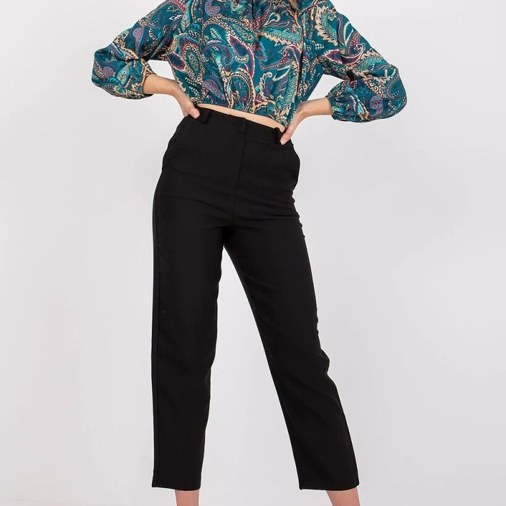 Short Stand-Up Collar Blouse