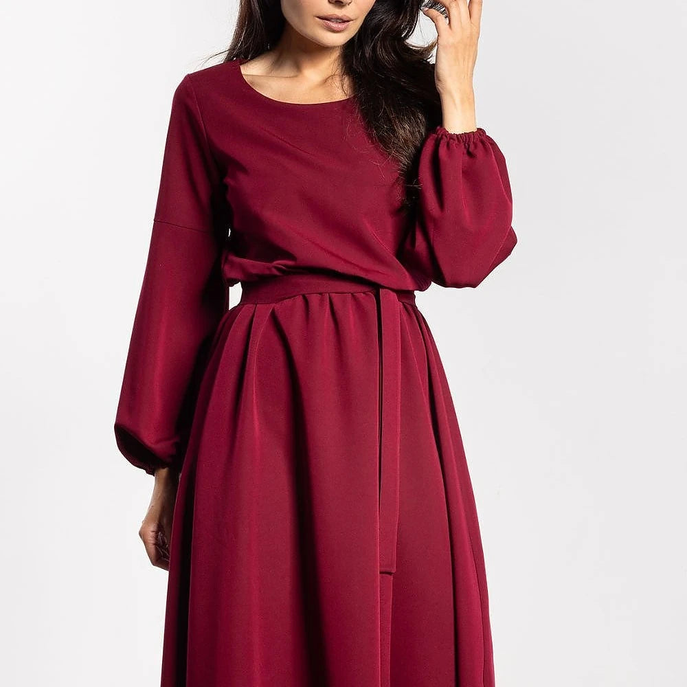 Loose Cut Midi Dress with Belt