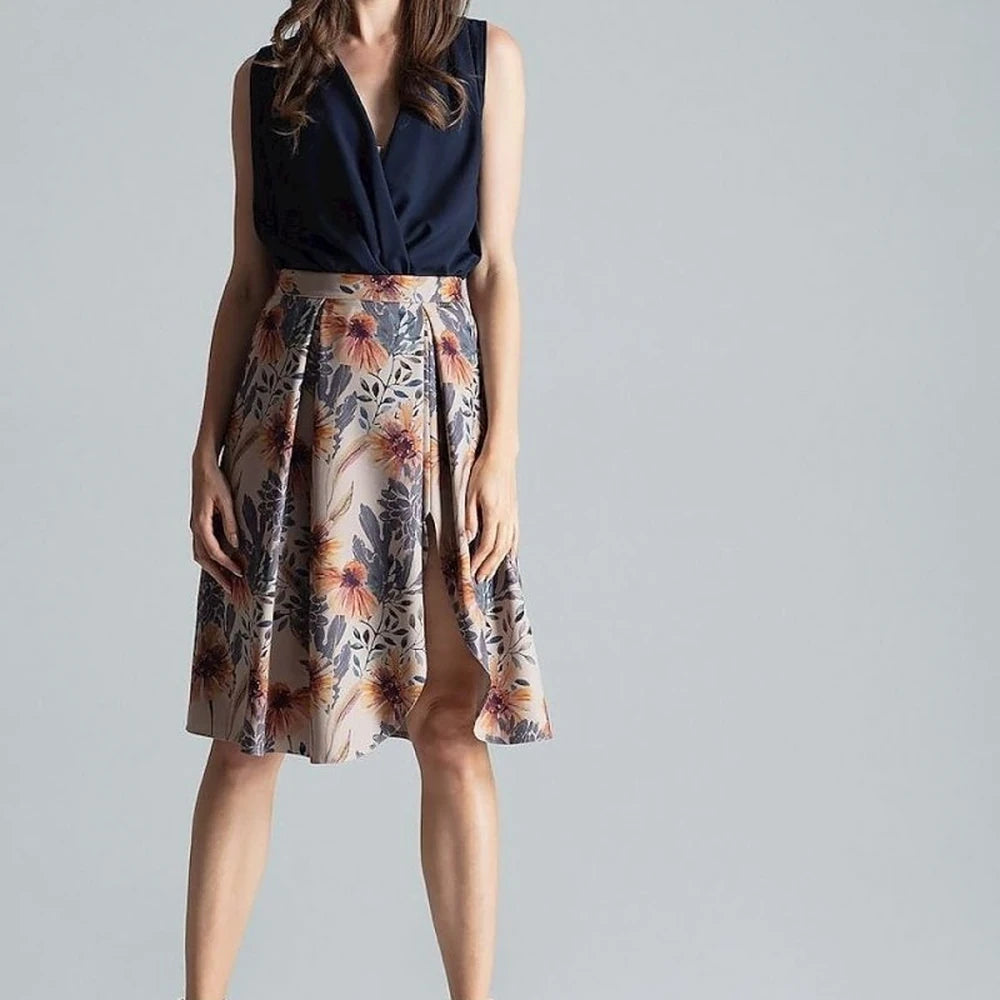 Contrast Pleated Midi Skirt with Asymmetric Slit