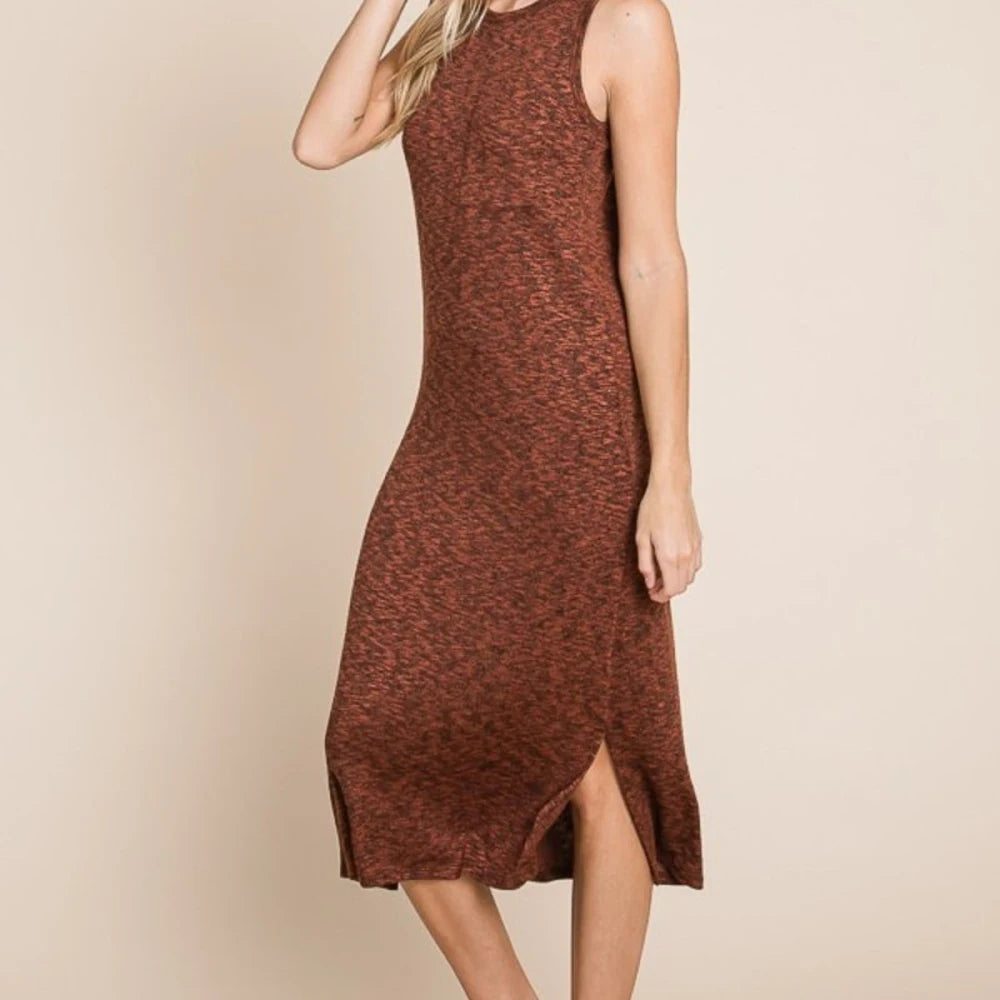 Rust Midi Dress with Round Neck and Slit