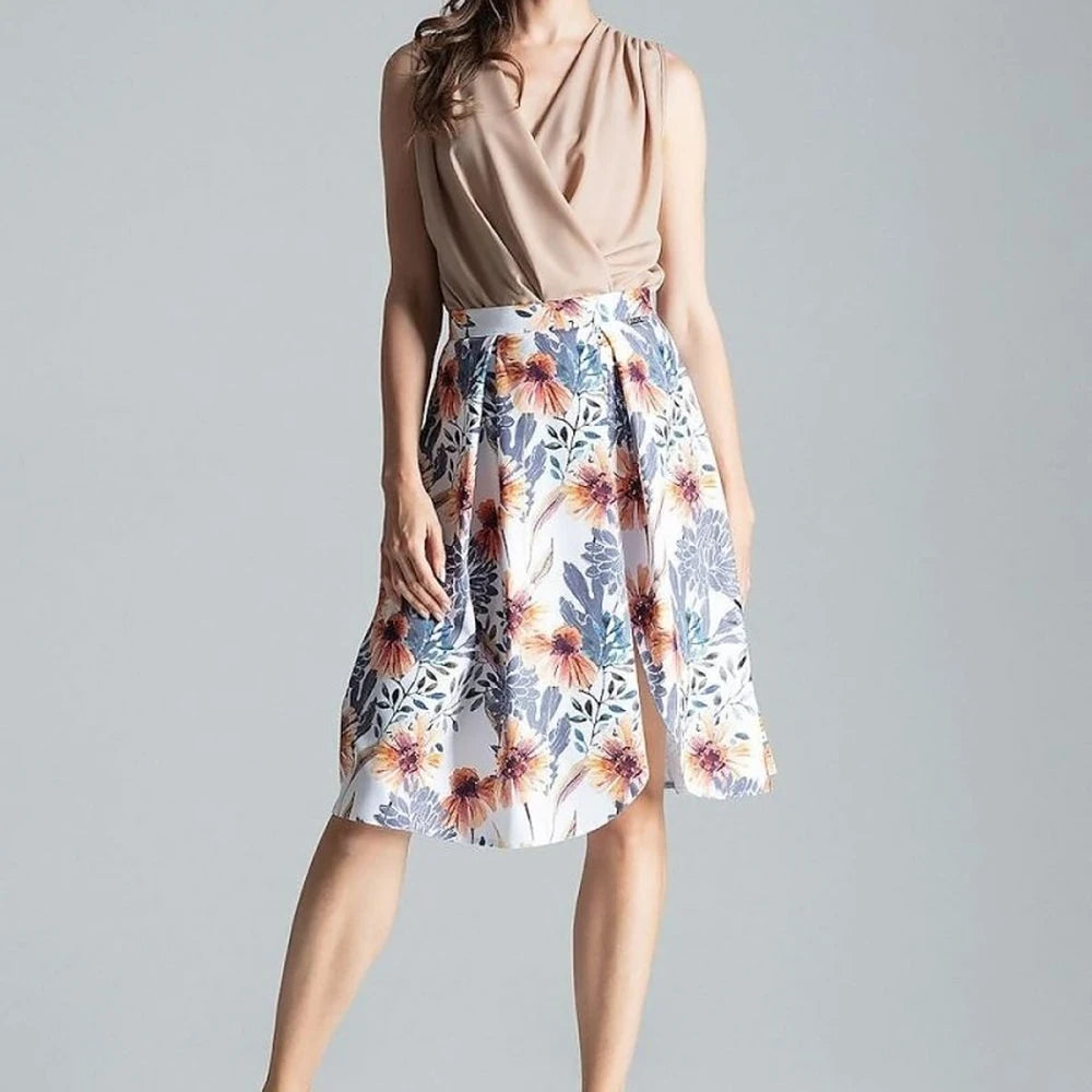 Contrast Pleated Midi Skirt with Asymmetric Slit