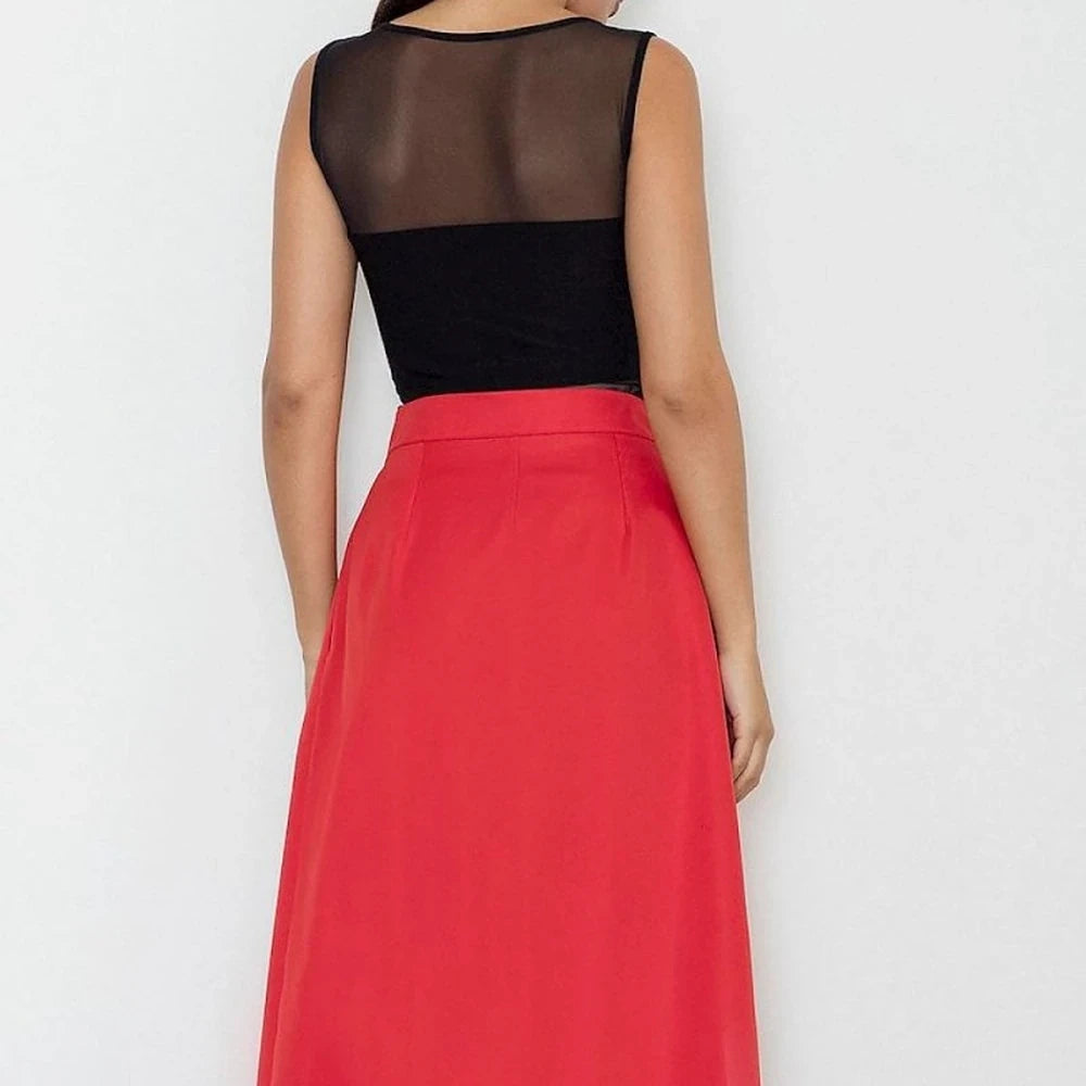 Long Skirt with Waist Fastening and Buttons