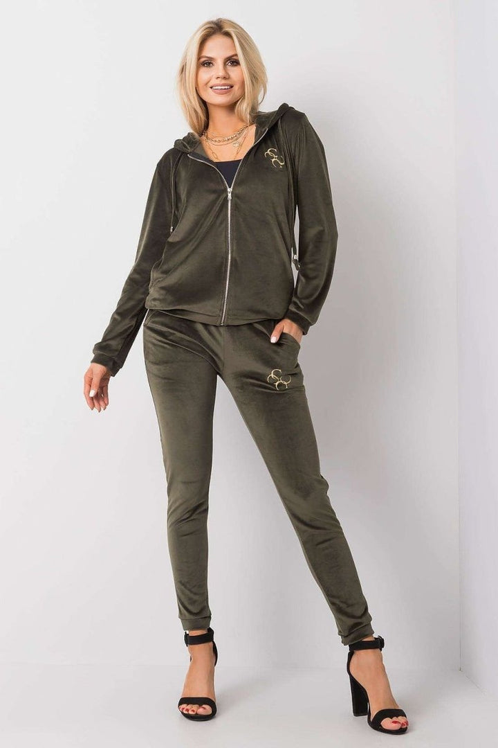 Set Relevance - Pant Suit