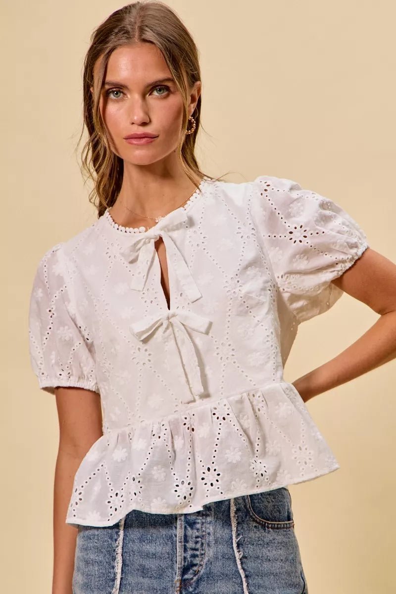 SO ME Cotton Eyelet Front Tie Short Sleeves Blouse - 